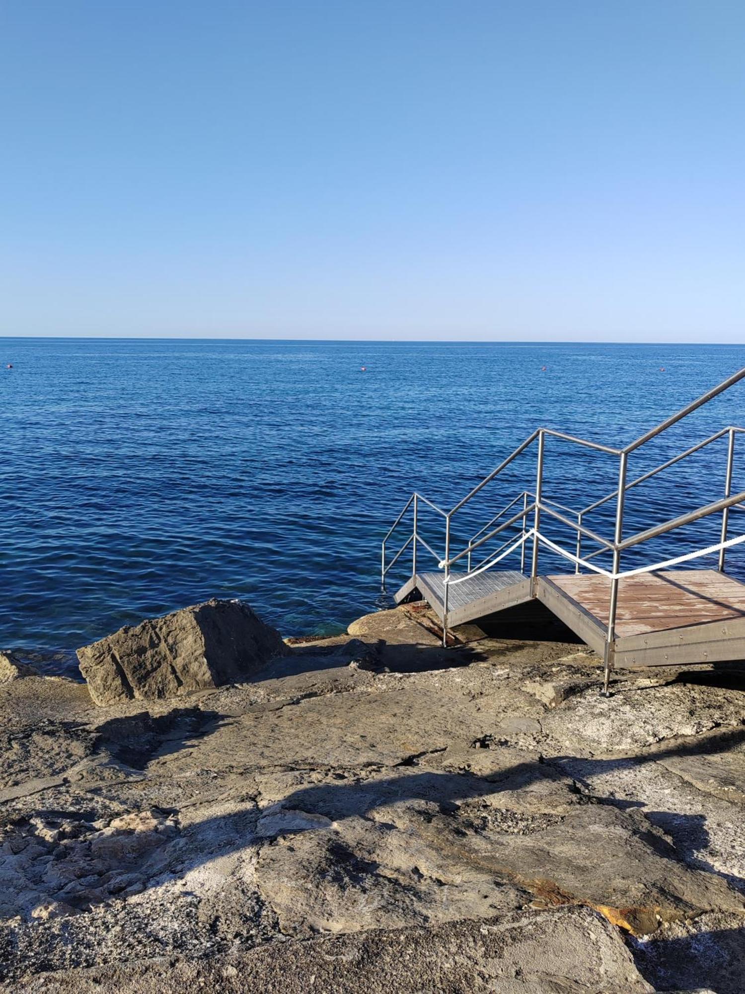 דירות טרני La Finestra Sul Porto מראה חיצוני תמונה