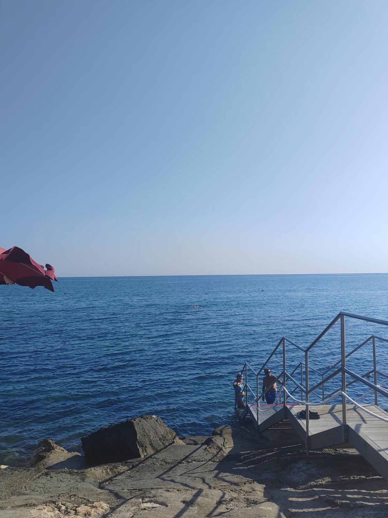 דירות טרני La Finestra Sul Porto מראה חיצוני תמונה